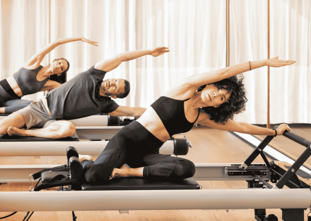 pilates con reformer e a corpo libero con i fisioterapisti del centro colombo genova